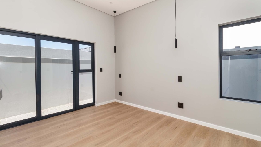 3 Bedroom Property for Sale in Sandown Western Cape